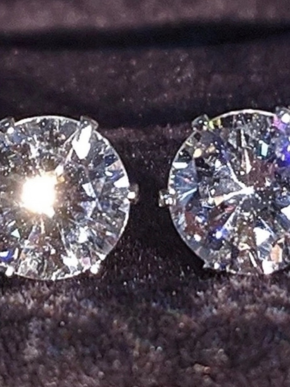 NEW 2.5 CT DIAMOND STUD EARRINGS, NICE EARRINGS, CUTE EARRINGS